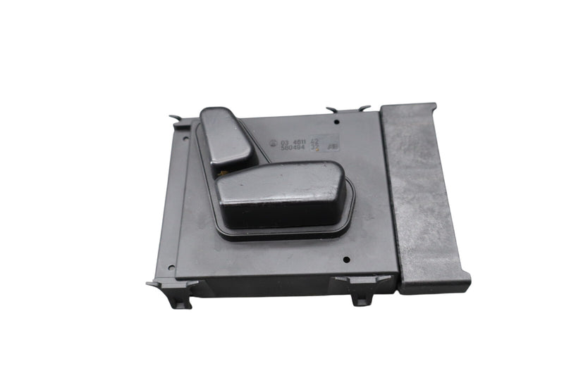Load image into Gallery viewer, 14-17 Maserati Ghibli Front Right Seat Adjustment Control Switch Module Unit Oem