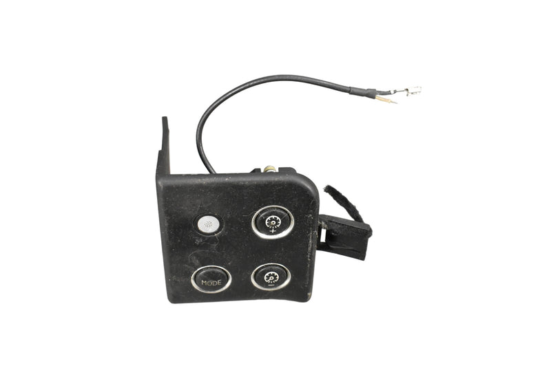 Load image into Gallery viewer, 03-12 Maserati Quattroporte M139 Cruise Control Switch Buttons Panel Oem