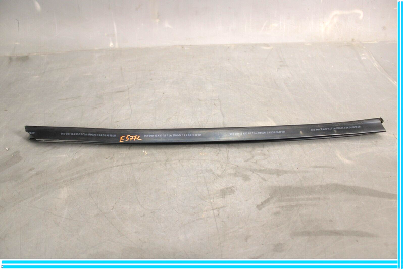 Load image into Gallery viewer, 06-12 Bentley Continental Front Left Door Window Inner Weatherstrip Seal Oem