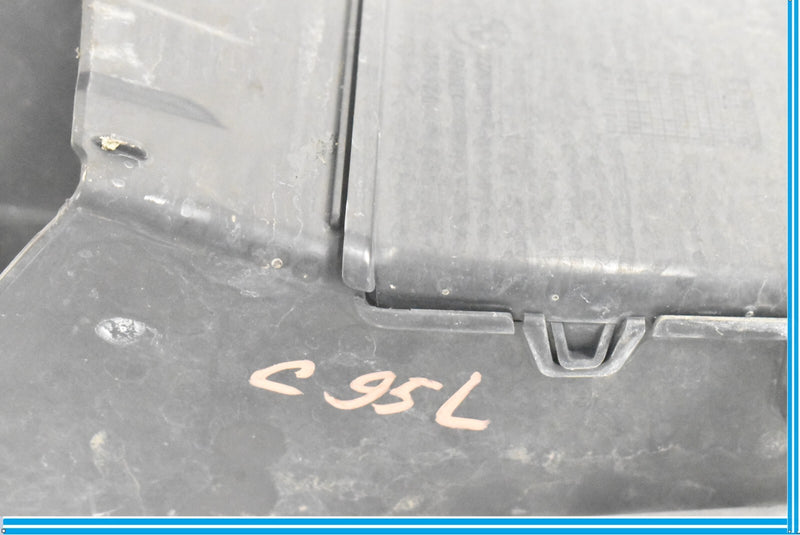 Load image into Gallery viewer, 09-12 BMW 750i 750Li F01 Front Left Driver Lower Radiator Air Duct Tube Oem