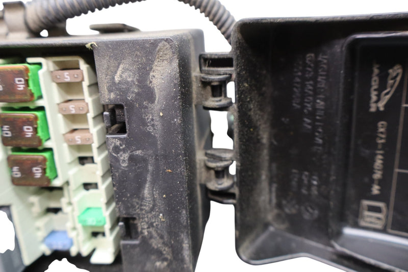 Load image into Gallery viewer, 16-20 Jaguar XF X260 XE Front Engine Bay Fuse Relay Box Junction Block Oem