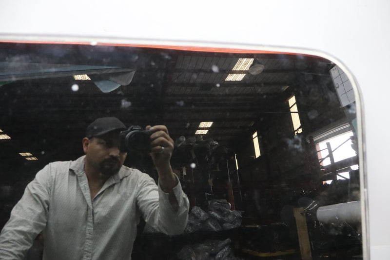 Load image into Gallery viewer, 07-17 Lexus LS460 Sunroof Moonroof Upper Top Roof Glass Window 6320150170 Oem