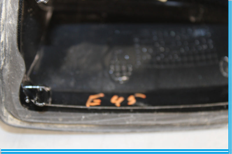 Load image into Gallery viewer, 09-15 BMW 750I 750LI F01 F02 Radio Antenna Shark Fin Unit Cover Oem