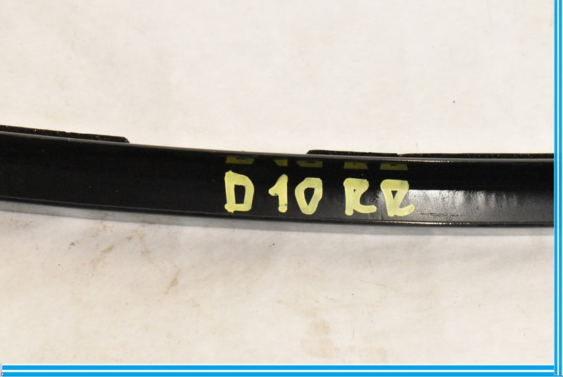Load image into Gallery viewer, W204 MERCEDES C300 2009 REAR RIGHT DOOR GLASS GUIDE SUPPORT BAR OEM