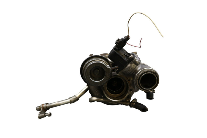 Load image into Gallery viewer, 09-12 BMW 750Li 750i Left Turbo Charger Turbocharger Housing 7576985 Oem