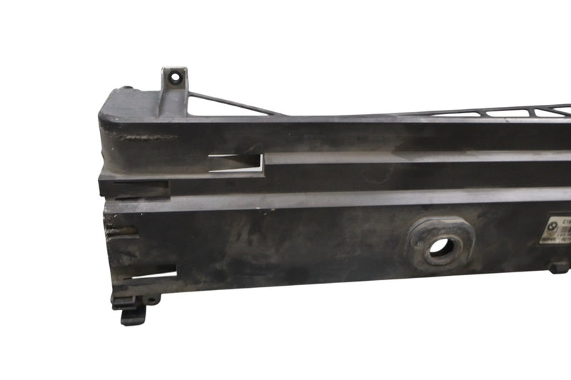 Load image into Gallery viewer, 09-15 BMW 750i 750Li Upper Top Radiator Support Carrier Bracket 17107577117 Oem