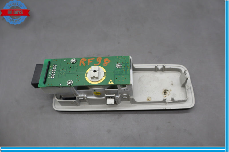 Load image into Gallery viewer, 11-14 Volkswagen VW Touareg Rear Right Passenger Side Interior Dome Light Oem