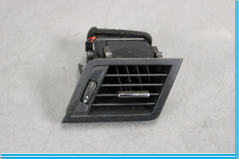 Load image into Gallery viewer, 10-17 Mercedes E350 E550 W207 Right Side Grille Ac Air Vent Dashboard Oem