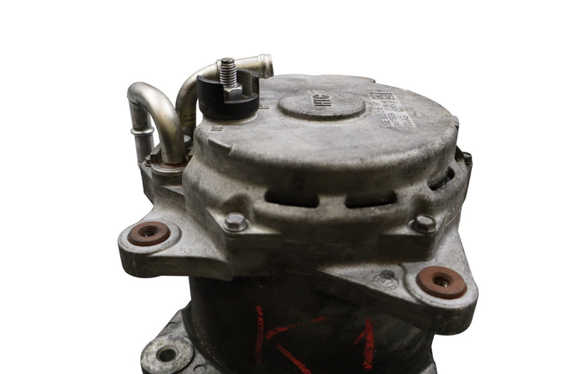 Load image into Gallery viewer, 11-18 Audi A8 Q7 3.0L Engine Motor Alternator Generator 14V 190A 06E903015 Oem