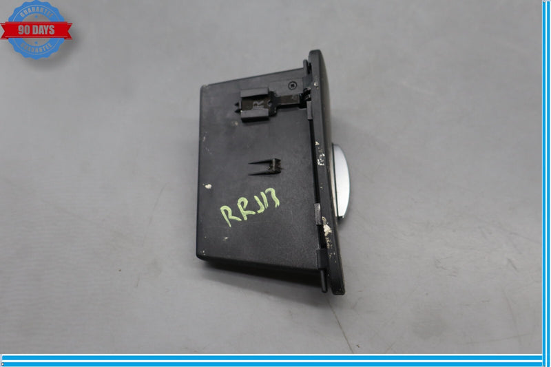 Load image into Gallery viewer, 11-16 Hyundai Equus SIG Rear Right Passenger Side Door Ashtray Compartment Oem