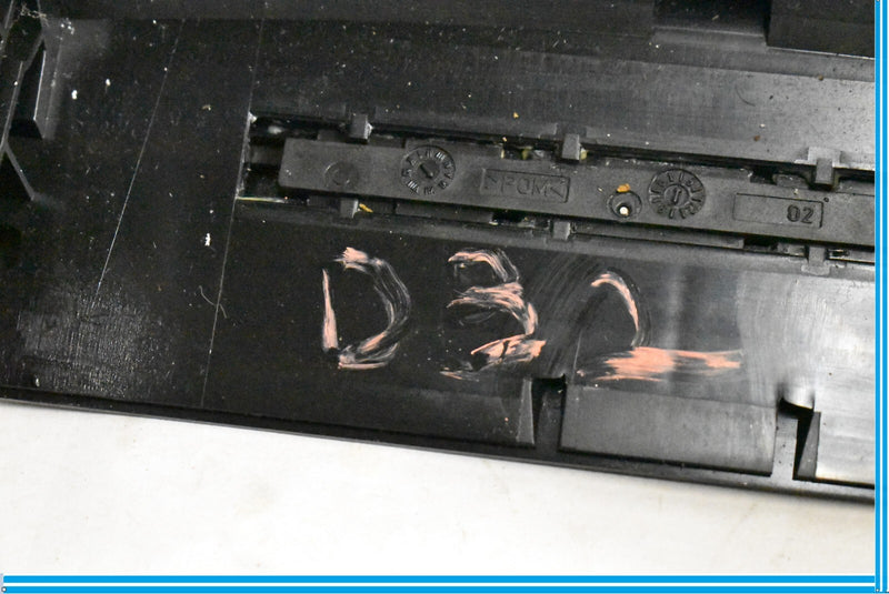 Load image into Gallery viewer, 07-13 Mercedes S550 S600 W221 Dash Center Console CD Player Cover Trim Oem