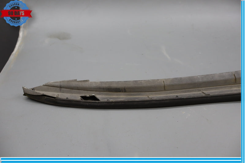 Load image into Gallery viewer, 07-12 Lexus XF40 LS460 Front Right Passenger Side Fender Upper Molding Trim Oem