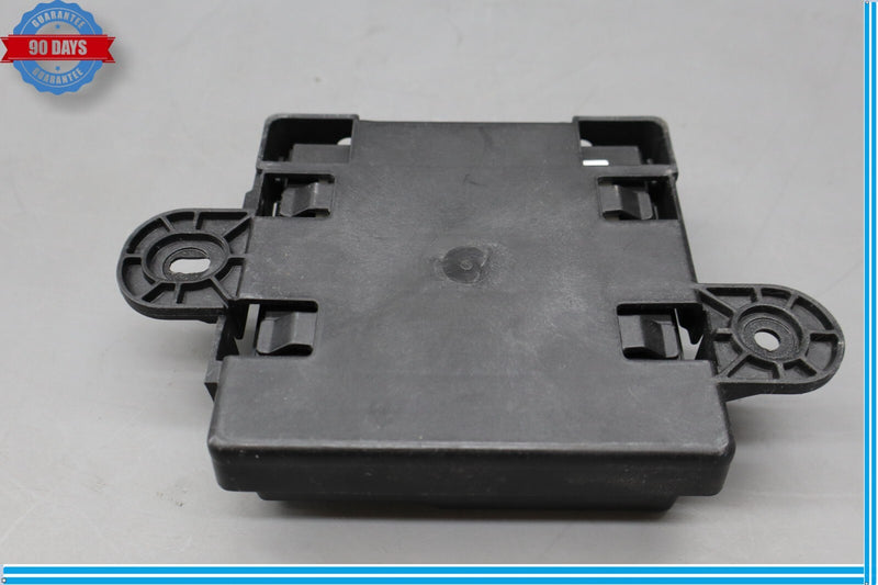 Load image into Gallery viewer, 18-24 Buick Enclave Avenir Keyless Theft Locking Control Module Unit Oem