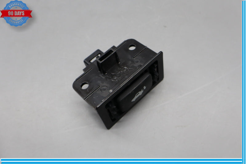 Load image into Gallery viewer, 07-17 Lexus LS460 Power Trunk Close Lid Control Switch Button 15C081 Oem