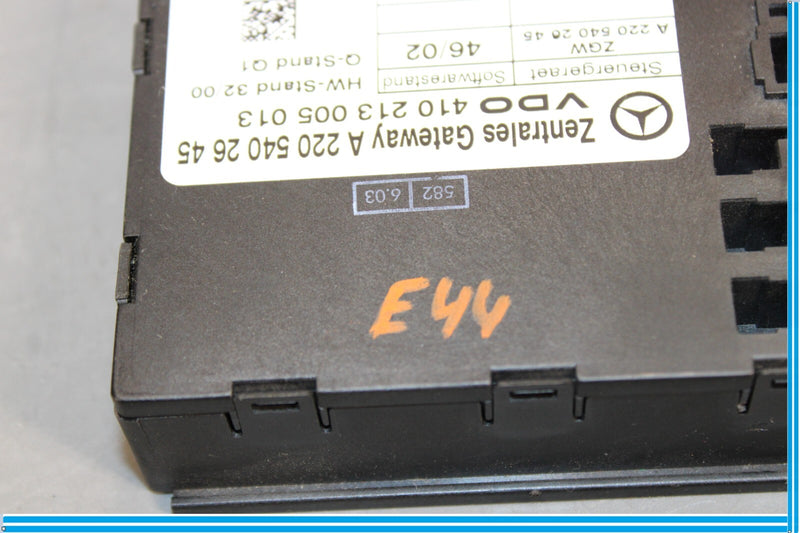 Load image into Gallery viewer, 03-06 Mercedes S500 S600 Central Gateway Control Module Unit ECU Oem