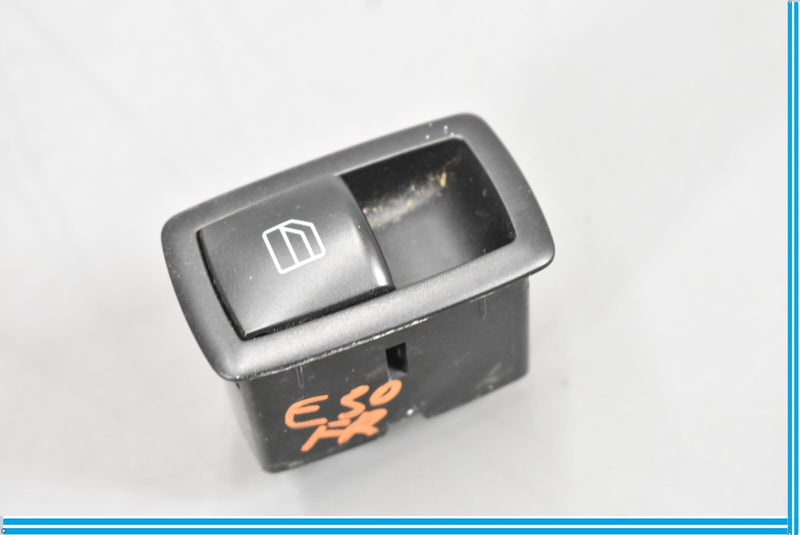 Load image into Gallery viewer, 06-12 Mercedes W164 GL550 GL450 Front Right Seat Folding Power Switch Button Oem