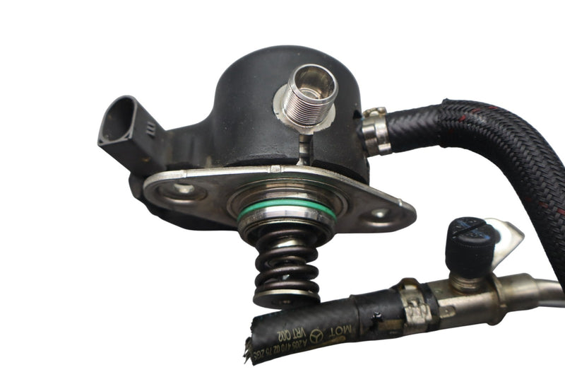 Load image into Gallery viewer, 15-19 Mercedes C300 W205 E300 2.0L Engine Motor High Pressure Fuel Pump Oem