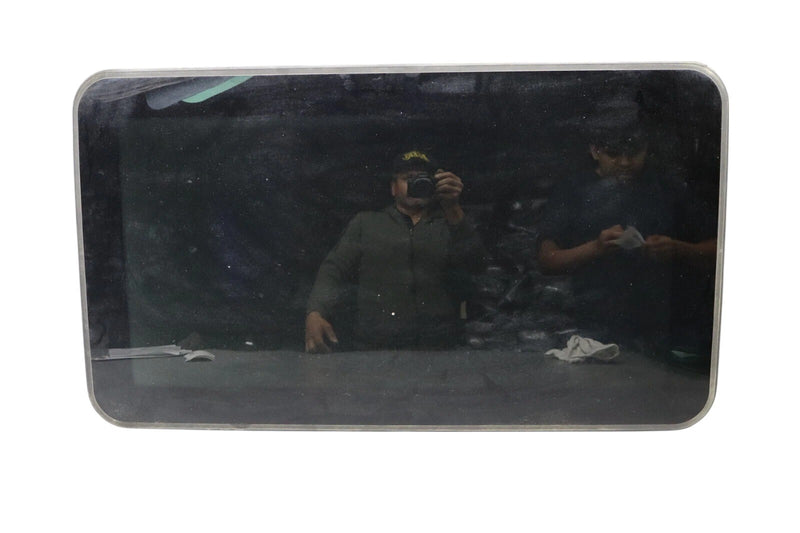 Load image into Gallery viewer, 08-14 Mercedes C350 C250 Sunroof Sun Roof Glass Panel Assembly 2047800321 Oem