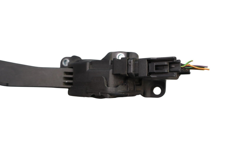 Load image into Gallery viewer, 12-13 LR Range Rover Evoque Engine Gas Accelerator throttle Pedal w/ Pad Oem