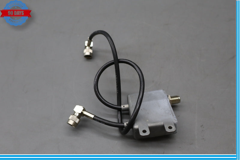 Load image into Gallery viewer, 00-06 Mercedes SL600 SL500 Antenna Booster Splitter SYN8711A Oem