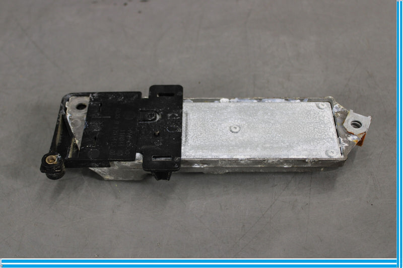 Load image into Gallery viewer, 09-12 BMW 750i 750Li F01 F02 Front Left Seat Belt Retractor Control Module Oem