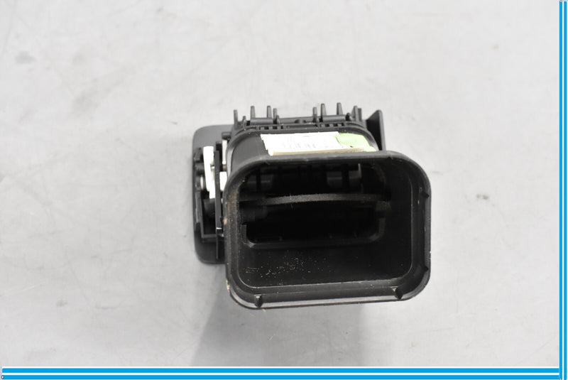 Load image into Gallery viewer, 06-13 Volvo C70 Front Right Passenger Dash Dashboard Air Vent Oem