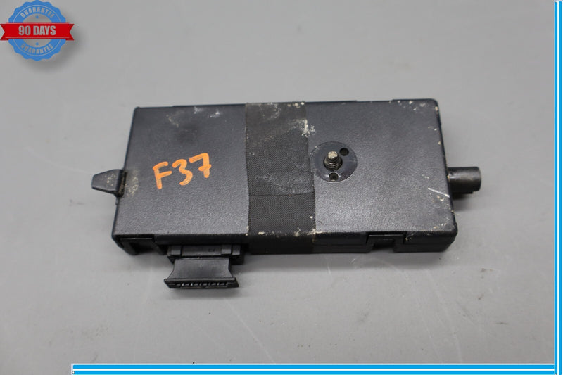 Load image into Gallery viewer, 12-15 BMW F30 328i 320i Radio Stereo Trap Antenna Amplifier Diversity Module Oem