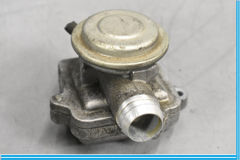 Load image into Gallery viewer, 08-14 Mercedes W204 C350 Left Air Pump Check Valve EGR Emission Oem