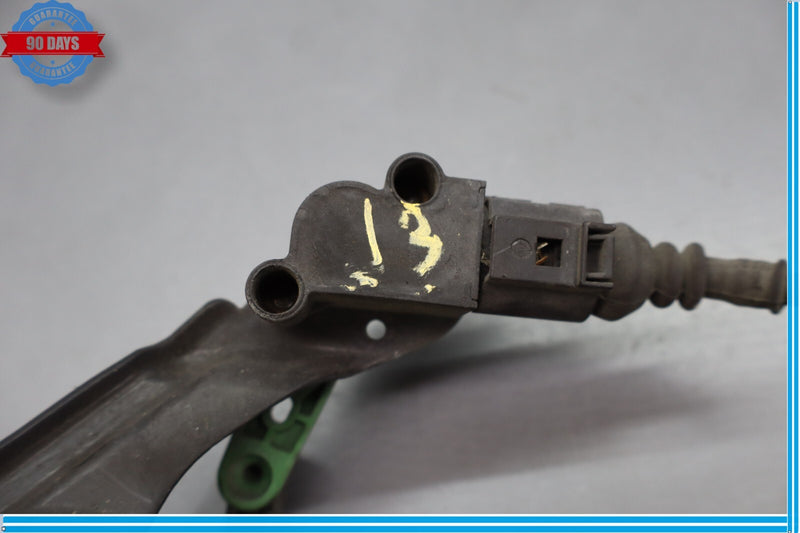 Load image into Gallery viewer, 09-18 Audi A8L Quattro Rear Right Side Headlight Ride Height Level Sensor Oem