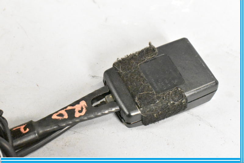 Load image into Gallery viewer, 03-11 Mercedes CLS550 CLS55 AMG E550 W219 Front Right Seat Belt Buckle Oem