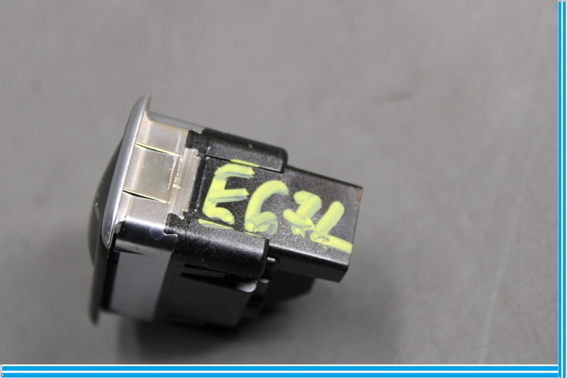 Load image into Gallery viewer, 10-13 Mercedes E350 E550 W207 Left Side Convertible Seat Front Switch Button Oem