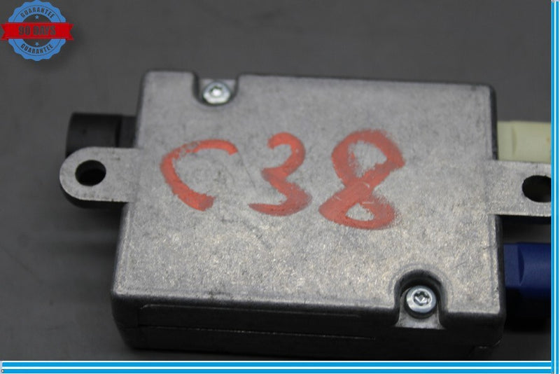 Load image into Gallery viewer, 07-10 BMW 528I Audio Hub Jack Interface Module Unit 912373901 Oem