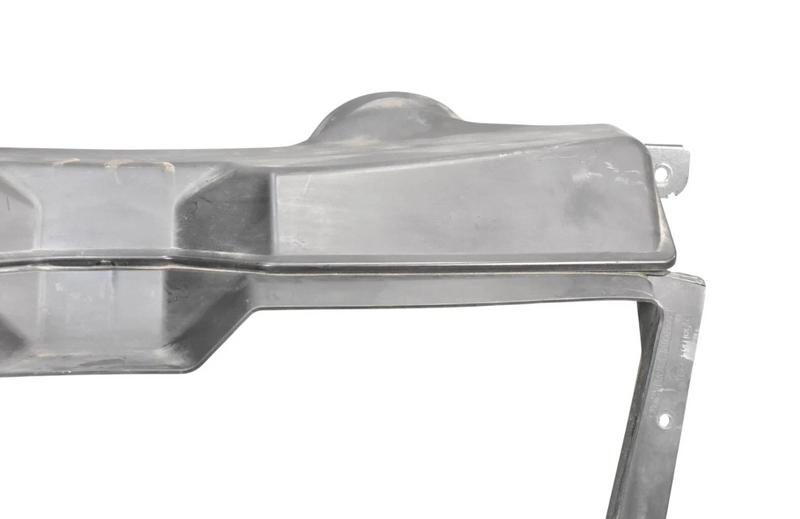 Load image into Gallery viewer, 04-08 Maserati Quattroporte M139 4.2L Front Radiator Air Duckt Shroud Cover Oem