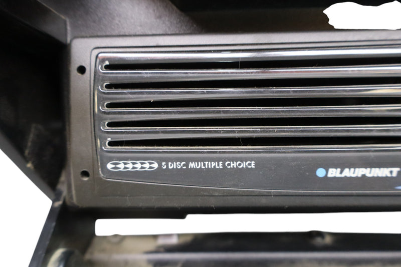 Load image into Gallery viewer, 02-08 Maserati Quattroporte M139 Coupe M138 CD Changer 5 Disk Player Oem