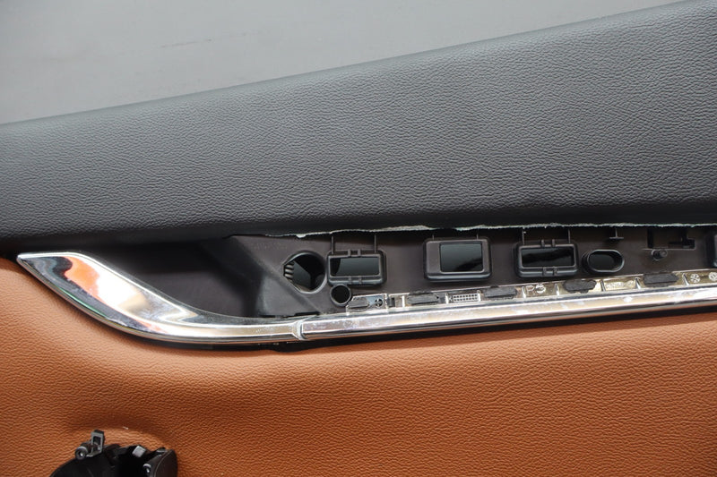 Load image into Gallery viewer, 14-17 Maserati Quattroporte M156 SQ4 Rear Right Side Interior Door Panel Oem