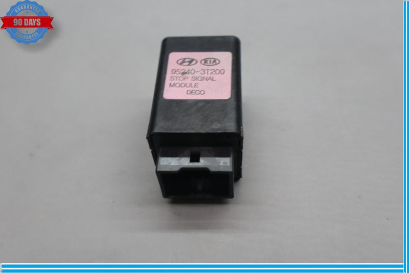 Load image into Gallery viewer, 15-19 Hyundai Genesis G80 Stop Signal Module Relay 952403T200 Oem