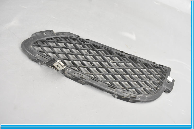 Load image into Gallery viewer, 10-15 Jaguar XF XFR X250 Front Right Lower Bottom Grille CX2315K233A Black Oem