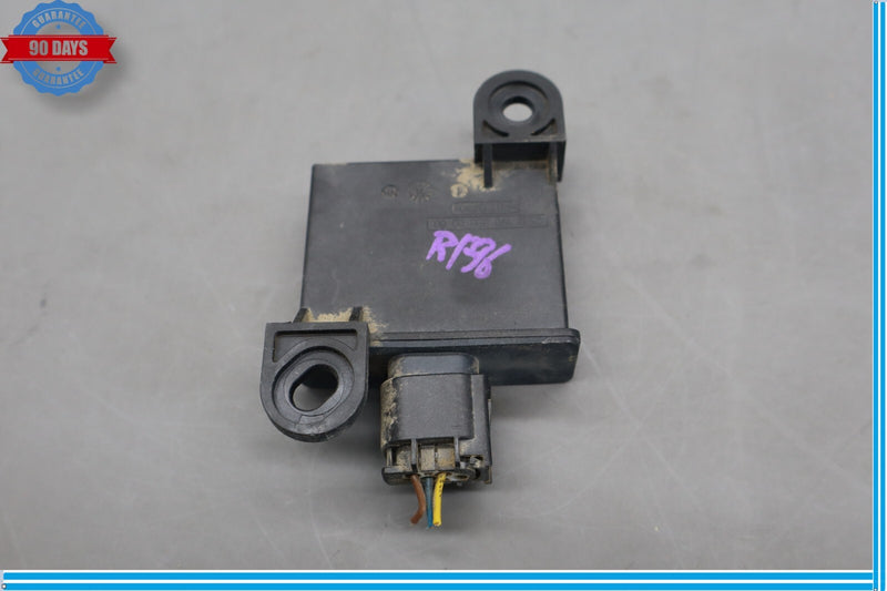 Load image into Gallery viewer, 11-17 Volkswagen Touareg Rear Right Tire Pressure Monitor Control Module Oem