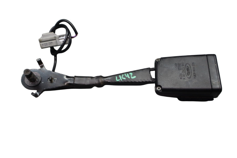 Load image into Gallery viewer, 12-19 Range Rover Evoque L538 Front Left Side Seat Belt Buckle BJ3261208AE Oem