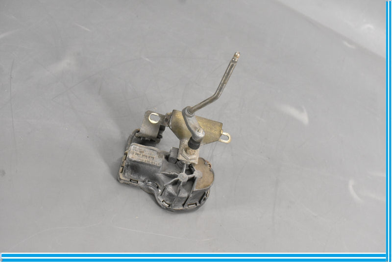 Load image into Gallery viewer, 90-02 Mercedes SL320 SL500 R129 Left Driver Side Headlight Wiper Motor Oem