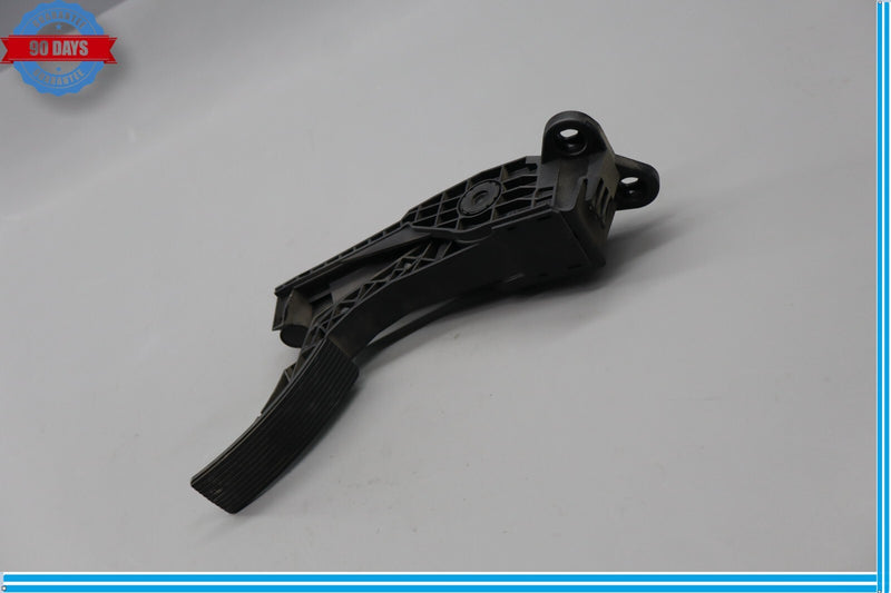 Load image into Gallery viewer, 06-13 Mercedes W164 ML350 GL450 Gas Throttle Pedal Accelerator 1643000504 Oem