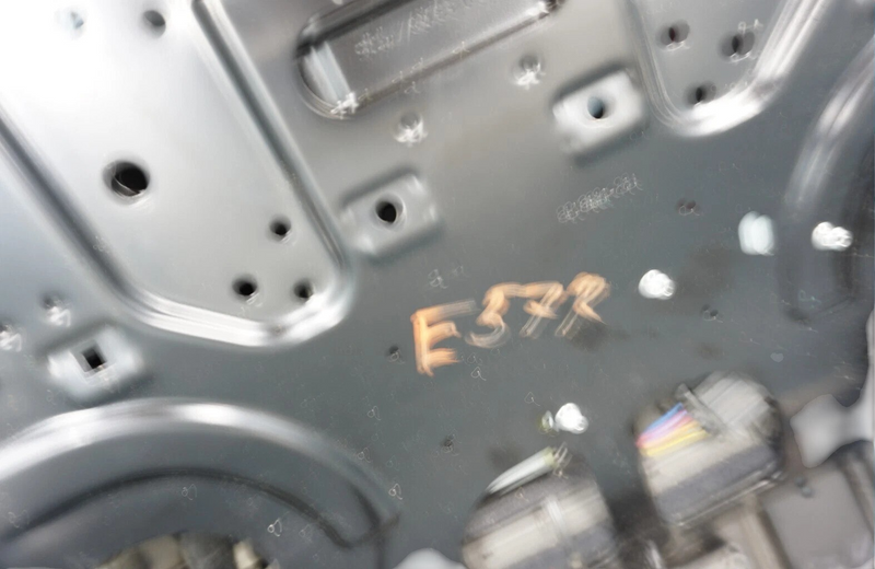 Load image into Gallery viewer, 06-10 Bentley Continental Right Side Seat Frame Track Rail Motors 3W3881682L OEM