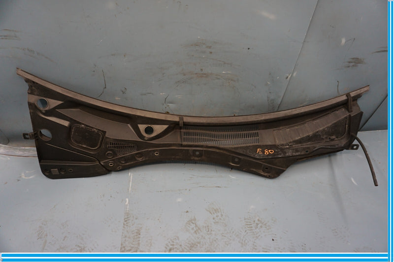 Load image into Gallery viewer, 14-17 Maserati Ghibli Windshield Wiper Cowl Cover Panel Grille Oem