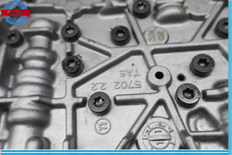 Load image into Gallery viewer, Mercedes W221 S550 CL500 GL450 7G Tronic Transmission Valve Body 2202700060 Oem