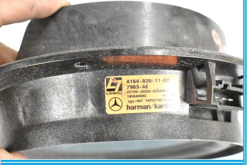 Load image into Gallery viewer, 06-12 Mercedes GL450 R350 ML550 X164 Rear Right Passenger Door Audio Speaker Oem