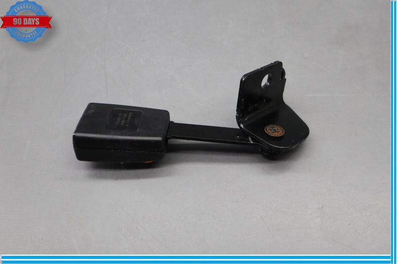 Load image into Gallery viewer, 09-15 BMW 750Li F01 F02 Rear Right Passenger Side Seat Belt Seatbelt Buckle Oem