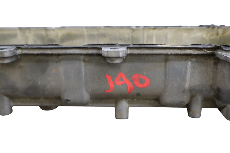 Load image into Gallery viewer, 14–17 Maserati Ghibli Left Side Cylinder Head Rocker Valve Cover 288687 Oem