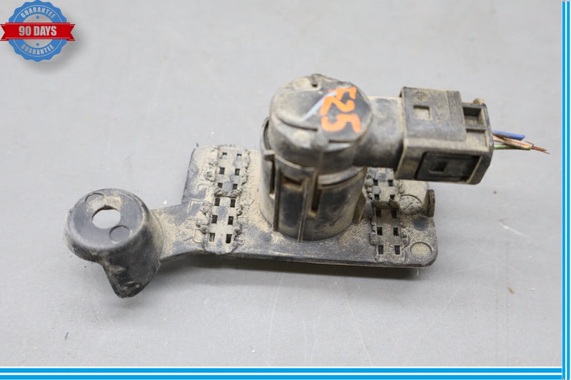 Load image into Gallery viewer, 12-15 Jaguar XF XFR Parking Backup Sensor PDC Sensor Oem