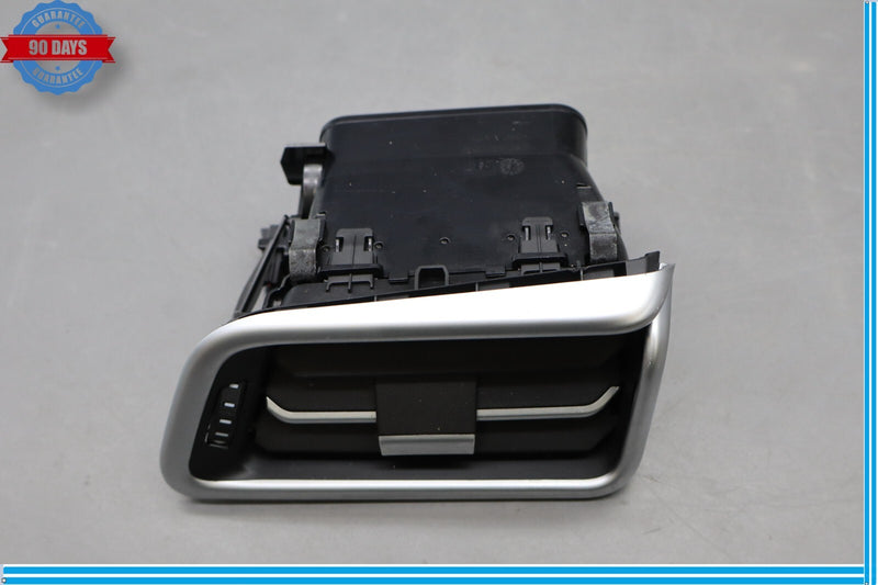 Load image into Gallery viewer, 14-22 Maserati Ghibli M157 Front Right Side Dashboard Dash AC A/C Air Vent Oem