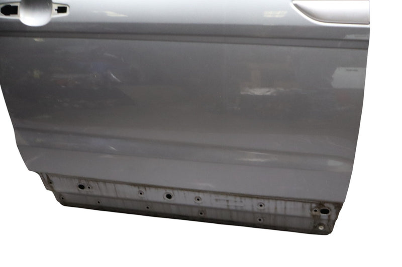 Load image into Gallery viewer, 12-19 Range Rover Evoque L538 Front Right Passenger Side Door Panel Shell Oem